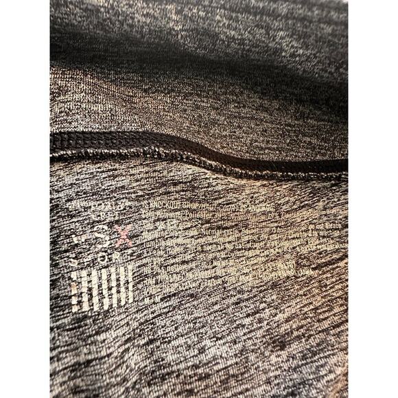 Victoria's Secret VSX Size Medium Gray Knockout Crop Leggings Activewear Yoga - Picture 7 of 13